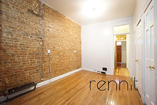 Rented by Rennit Inc. | media 3