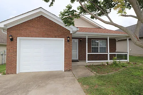 125 Christopher Dr Photo 1