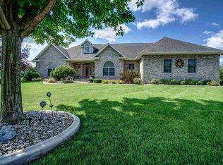 203 Haines Dr, Elkhart, IN 46514