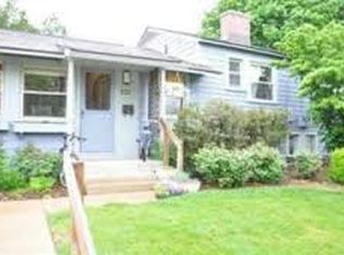 2333 Fernwood Ave, Ann Arbor, MI 48104