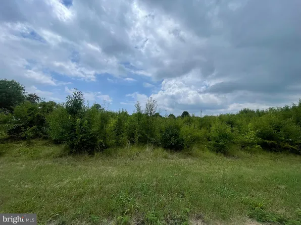 228 Main St, Newport, NJ 08345