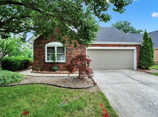 8865 White Fir Dr, Indianapolis, IN