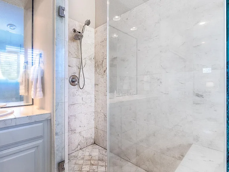 704 Hunt Ave — Photo 48