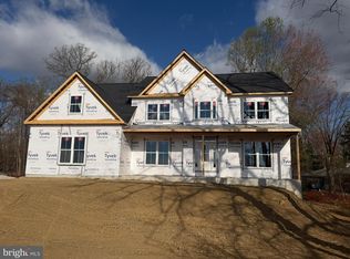2108 Dennings Rd, New Windsor, MD 21776