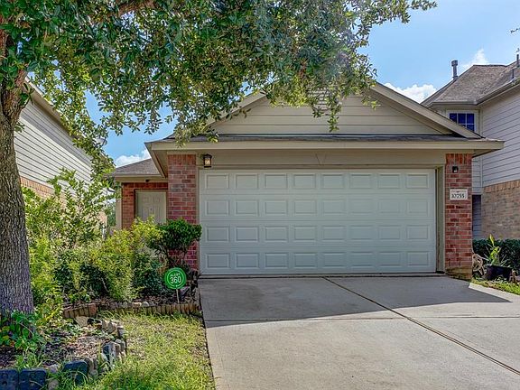 3rd image of 10755 Plum Dale Way