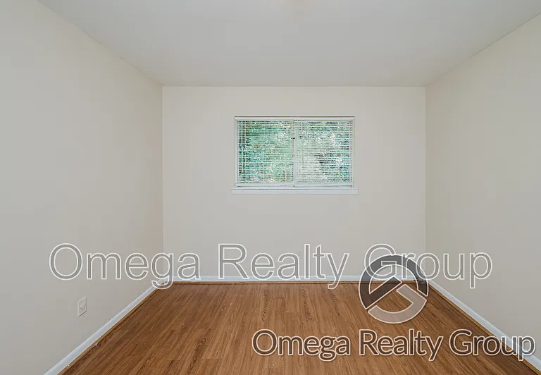 139 Foust Ct #129 — Photo 14