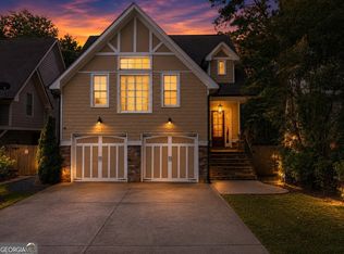 1041 Pine Grove Ave NE, Atlanta, GA 30319