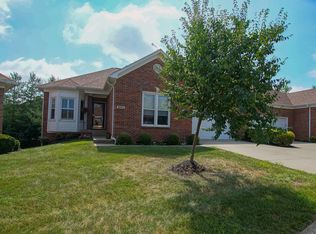 8313 Dravo Cir, Louisville, KY 40220