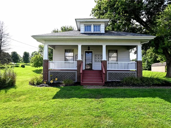 312 Athena Dr, Delmont, PA 15626