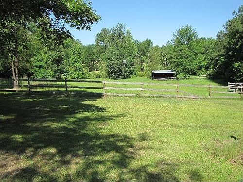 4th image of 930 Okaloosa Rd