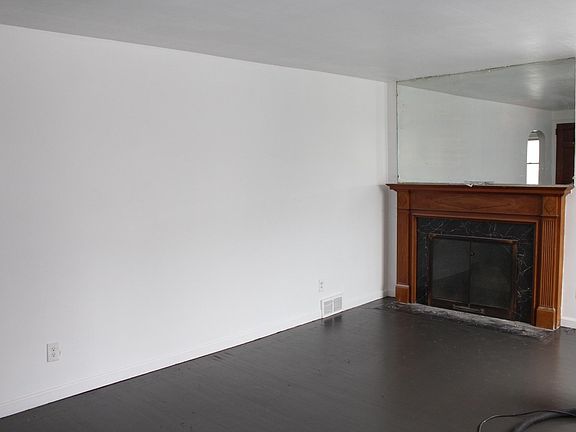 2nd image of 1431 Louisiana Ave NW
