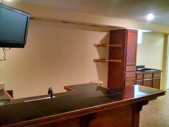 5th image of 1308 E Washington Ave