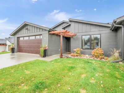 1515 Blaines Way, Spirit Lake, IA, 51360