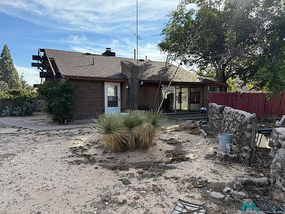 4th image of 110 Palomas Ct