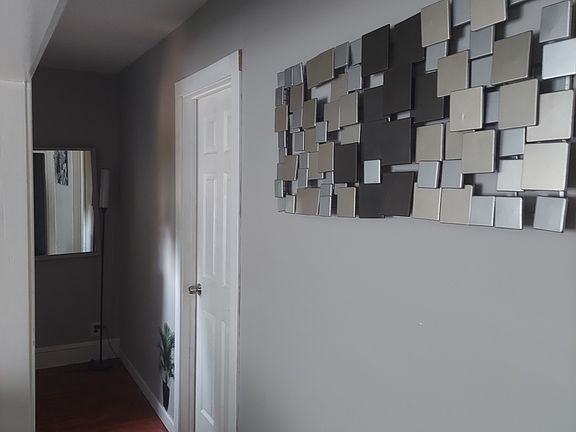 3rd image of 2701 Emerson Ave N #4