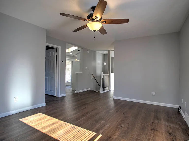 518 Harrison St — Photo 6