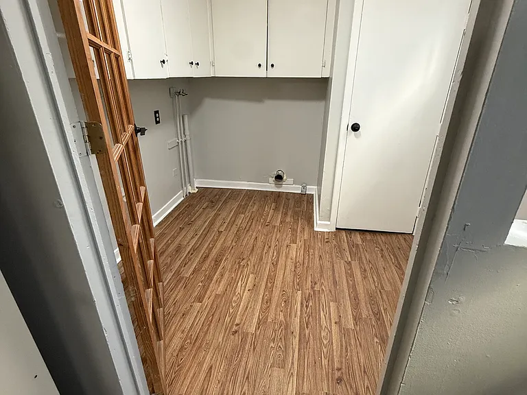 260 Bridge St #1 — Photo 1