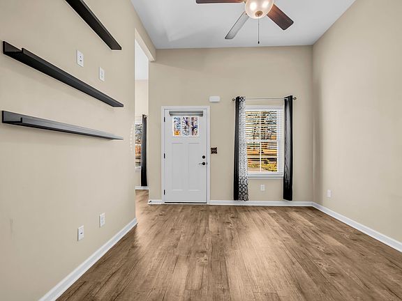 3rd image of 116 Eno Rd