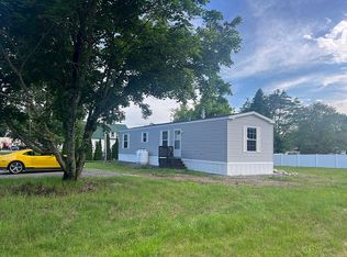 8 Pine St, Porter, ME 04068