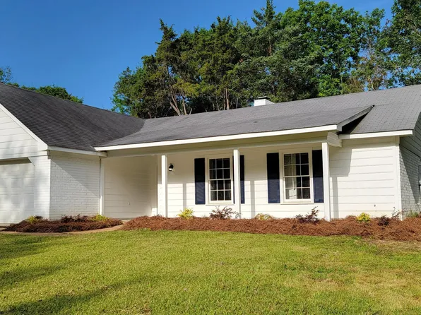 111 Angelia Ln, Clinton, MS 39056