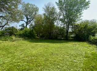 1023-1027 E Kenwood St, Hammond, IN 46320