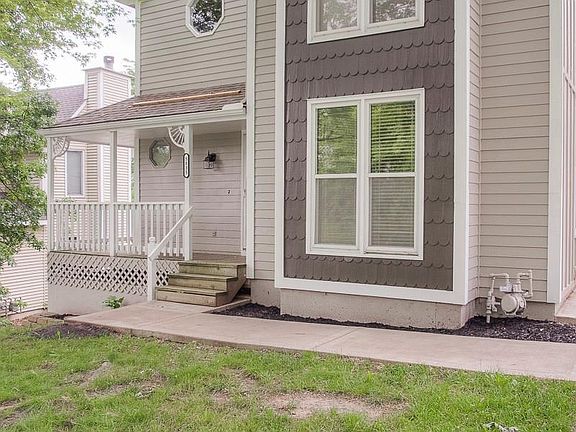 3rd image of 5835 N College Ave