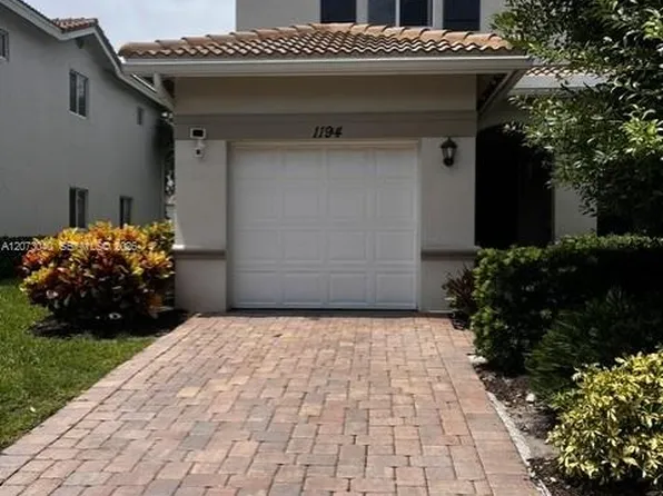 1194 Paisley Ct, Lake Worth, FL 33461