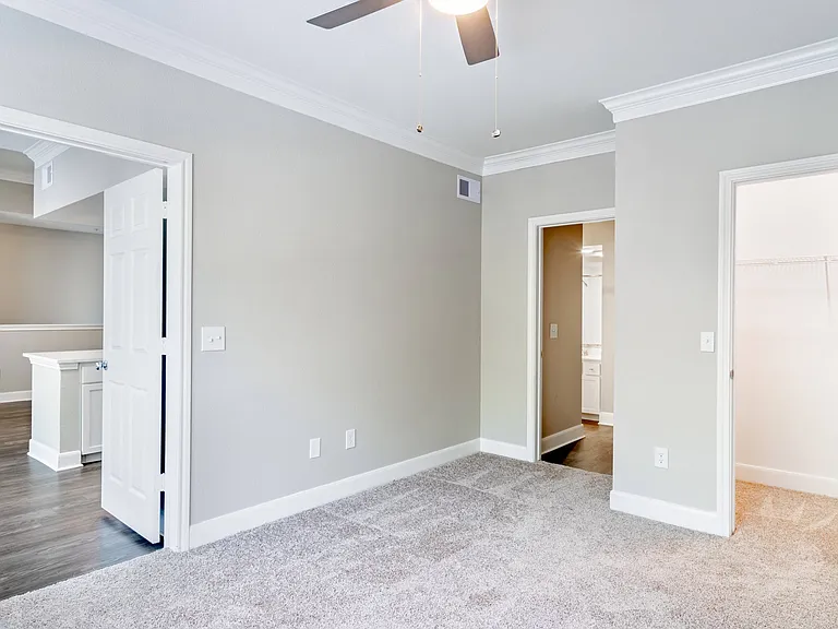 Gorgeous Renovated Kitchen