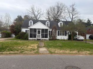 114 Nelson Dr, Newport News, VA 23601