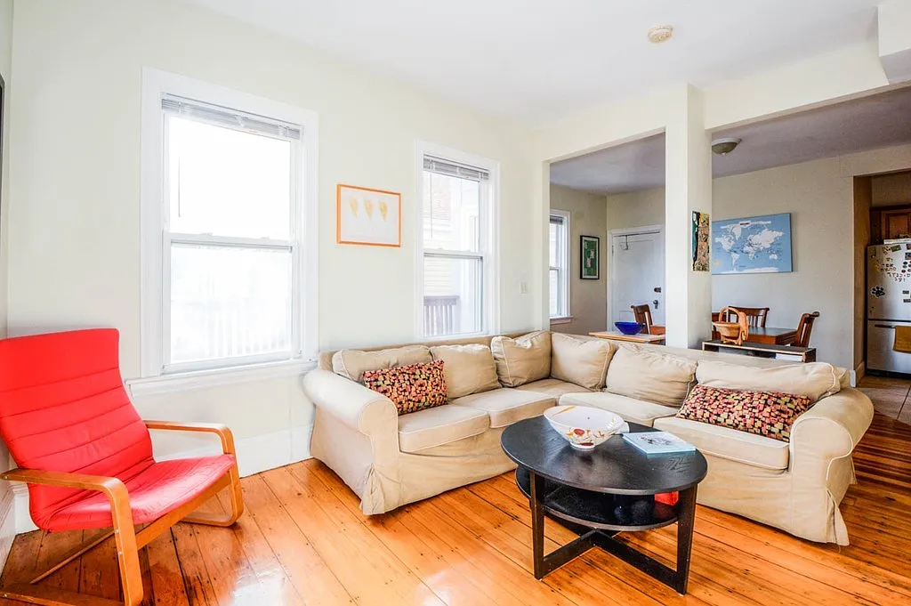 3 bed, 2.0 bath, 1200 sqft, $3,595 — Photo 3