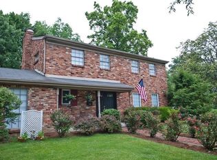 6429 Honeysuckle Dr, Cincinnati, OH 45230