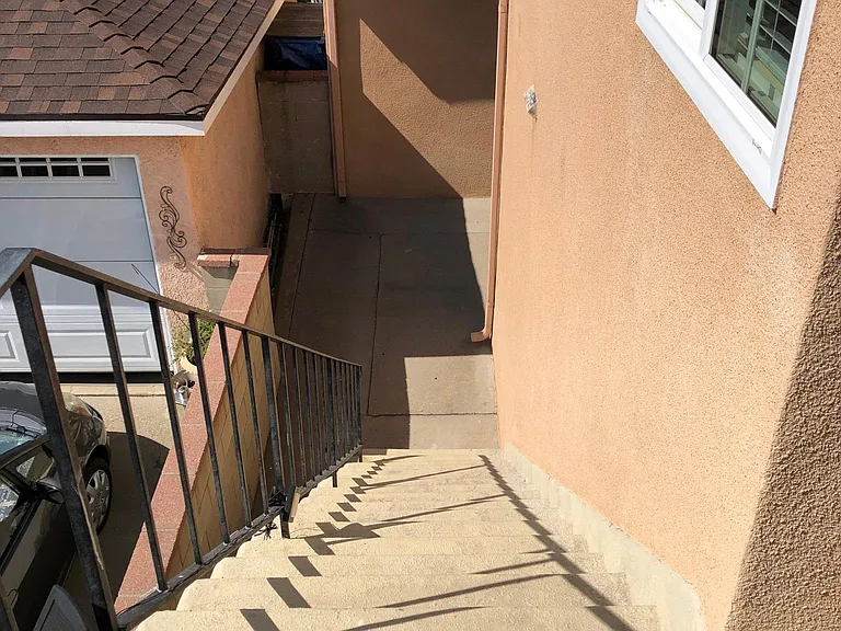 2502 W Via Corona #1/2 — Photo 78
