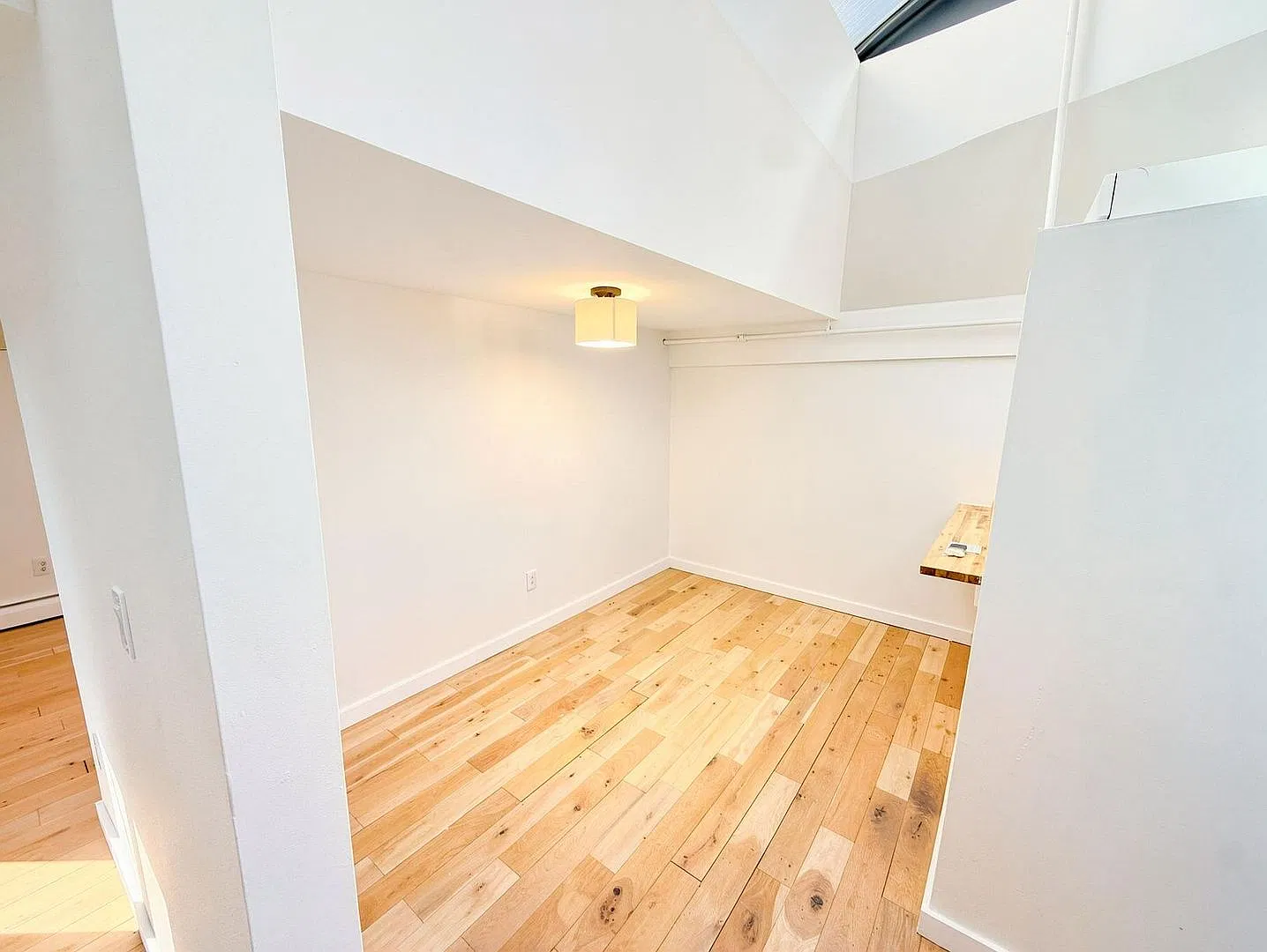 725 Warren Street — Photo 3