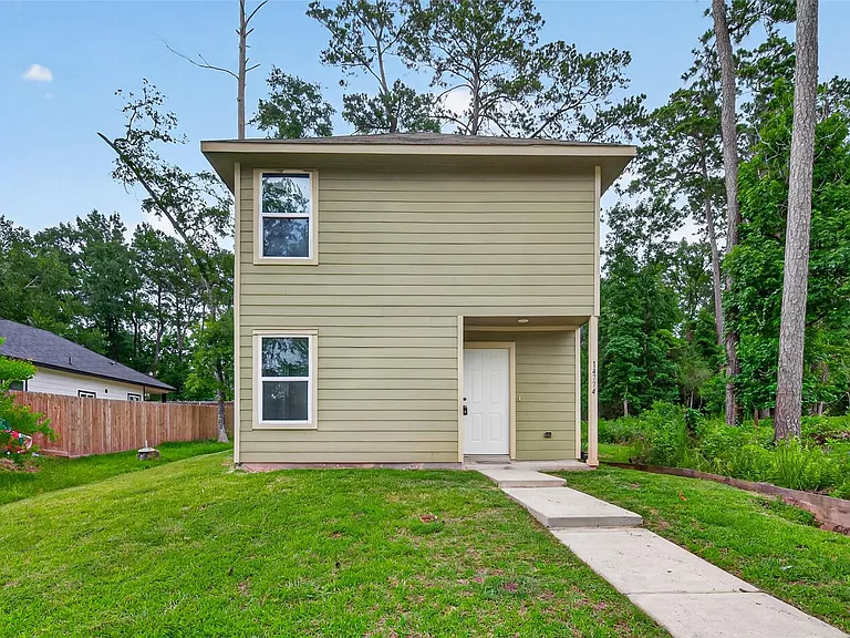 14774 Bowie Ln — Photo 1