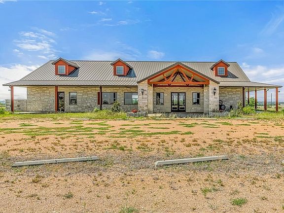 2nd image of 3125 County Road 212
