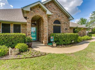 2221 Cypress Ct, Midlothian, TX 76065