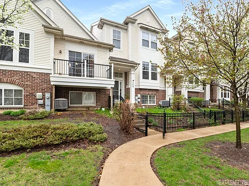 508 Grosvenor Ln Photo 1