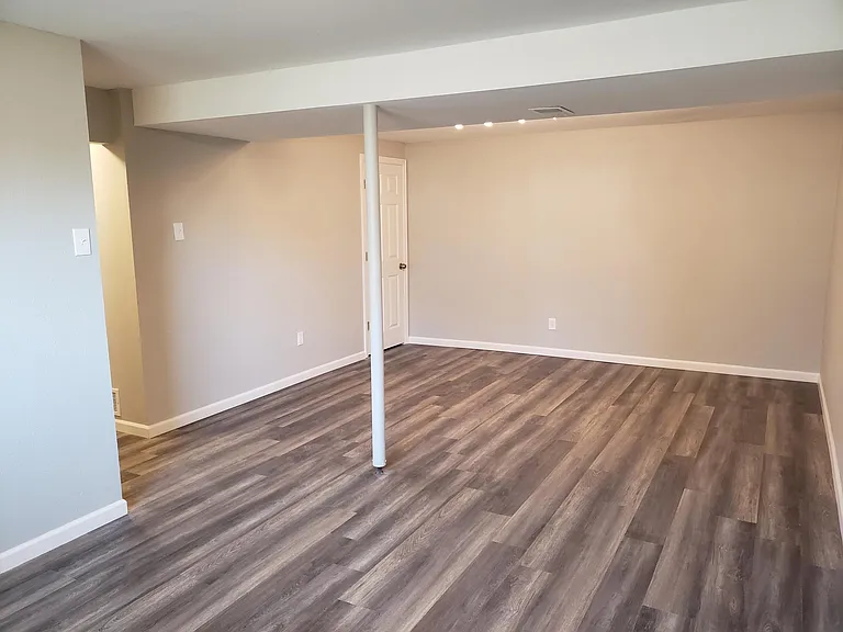 5470 Brook Point Rd — Photo 27