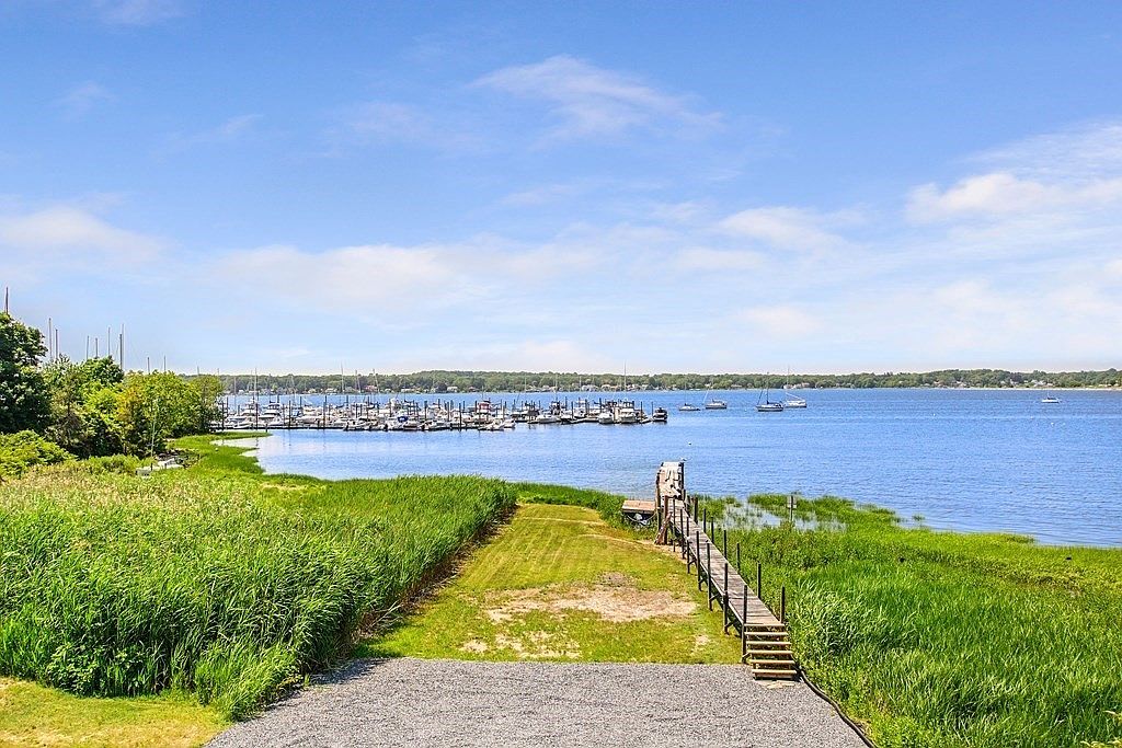 57 Summit Ave, Swansea, MA 02777 | MLS #72861891 | Zillow
