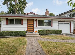 8522 9th Ave NW, Seattle, WA 98117