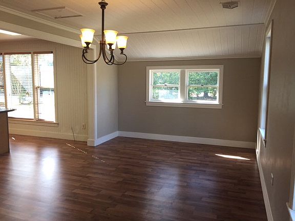 5th image of 1610 Escambia Ave