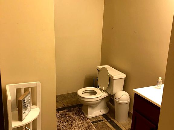 5th image of 2805 Boulevard Pl #A