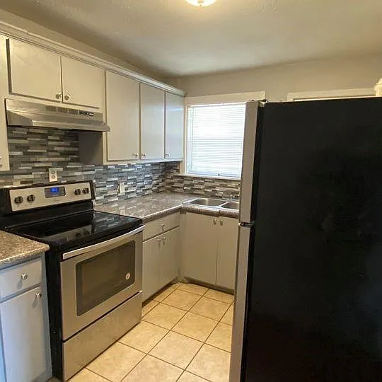 3204 Napoleon St — Photo 4