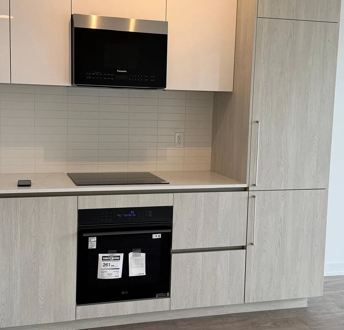 2 bed, $2,600 — Photo 3