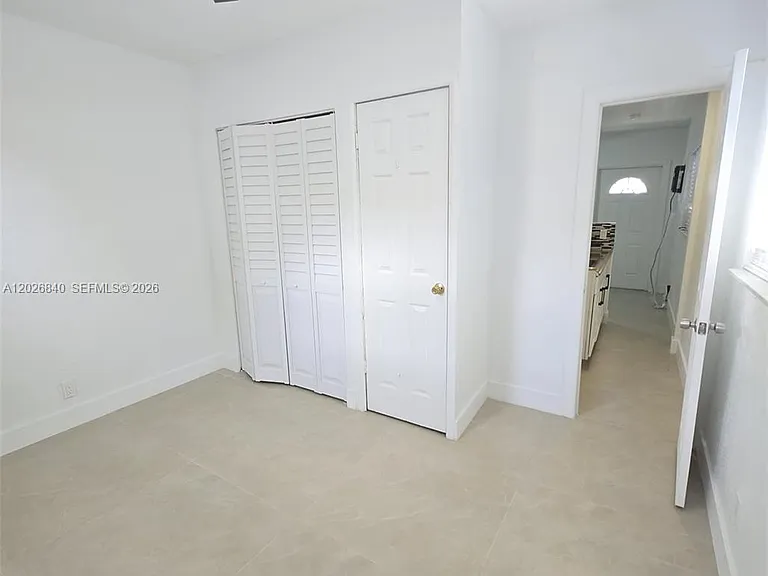 4130 SW 19th St #3 — Photo 3