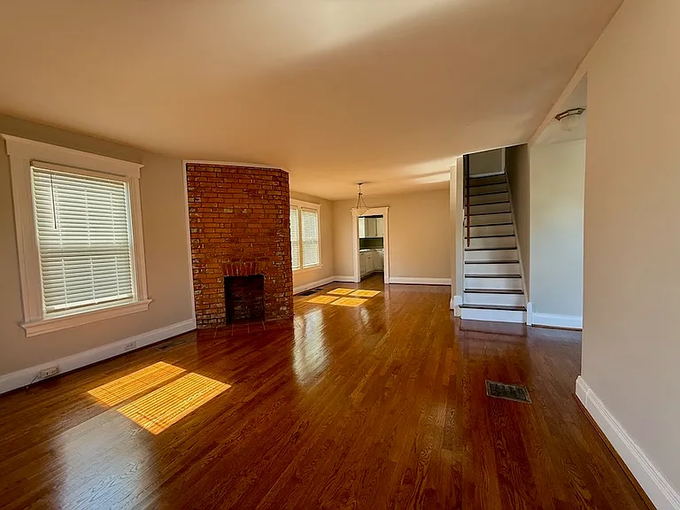 2837 Rosella Ave — Photo 7