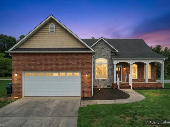 116 New Hampshire Ct, Mocksville, NC 27028