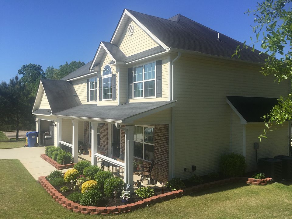 1st image of 142 Clearwater Dr