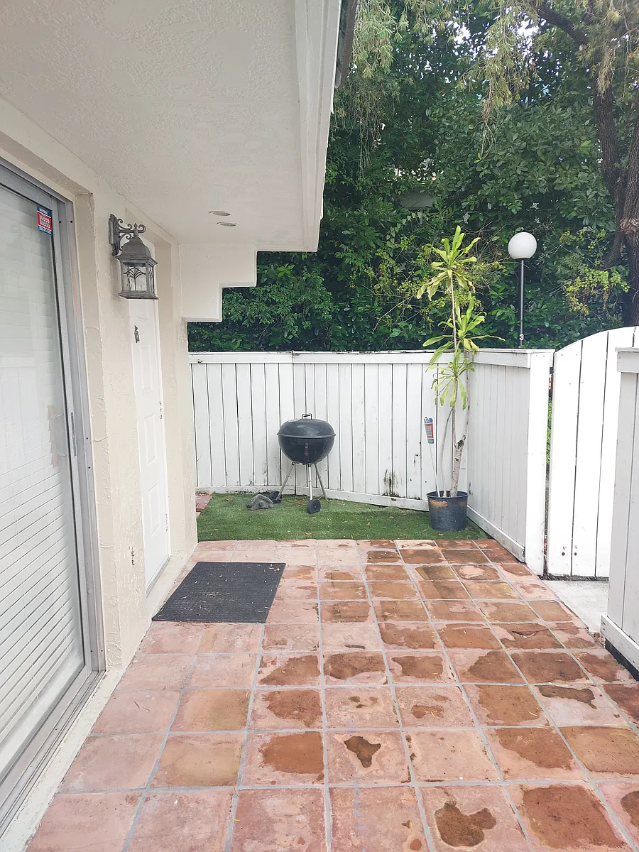 Building Photo - 6835 SW 45th Ln