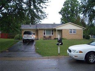 For Sale: 684 Sunset Blvd, Greenwood, IN 46142